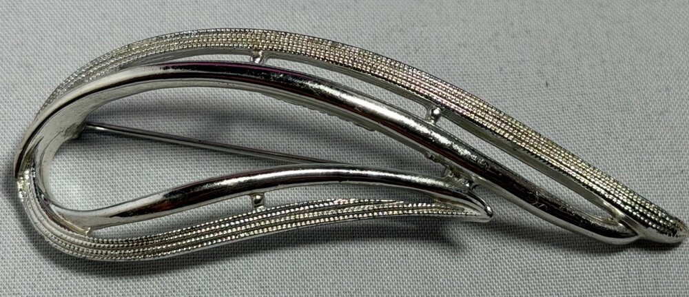 Vintage Sarah Coventry Sleek N Silver Brooch Pin 1970 Abstract Swirl Textured